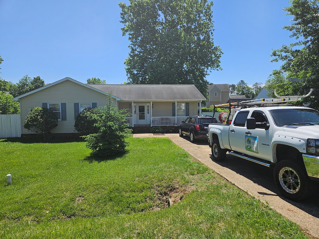 Customer was so happy this the results of there house was we performed that they wanted us to go wash there mothers house as well in Fredericksburg VA