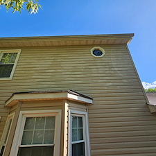Top-Quality-House-and-Deack-wash-done 2