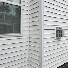 TOP-QUALITY-House-washing-done-by-AJ-POWERWASHING-in-Aquia-Harbour-Staffort-County-VA 3